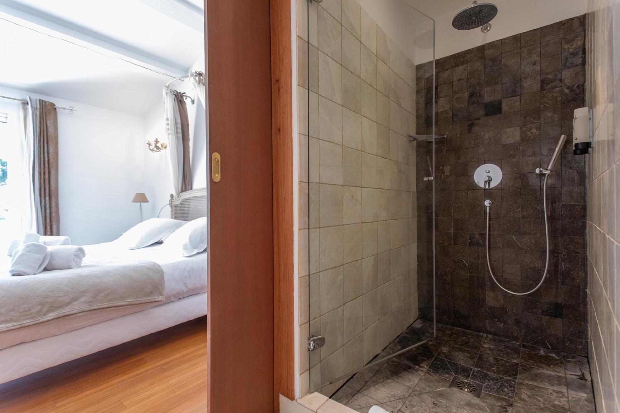 Hotel Le Verger Maelvi Grimaud Bagian luar foto