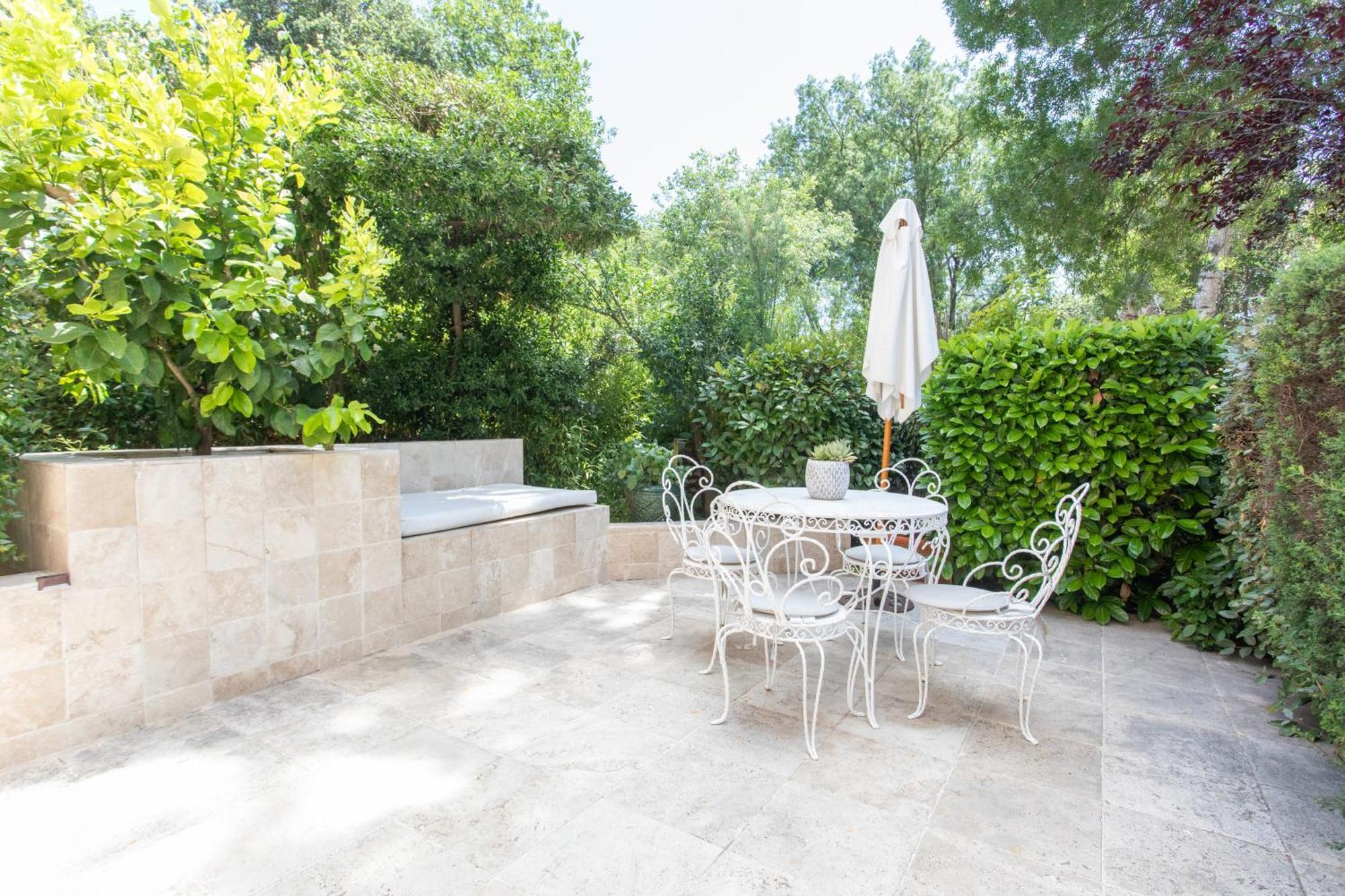 Hotel Le Verger Maelvi Grimaud Bagian luar foto